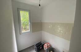 Apartament de 3 camere, 51 mp, zona Podu Ros