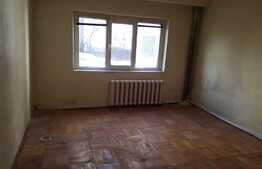 Garsoniera de 37 mp, centrala termica, zona Dacia