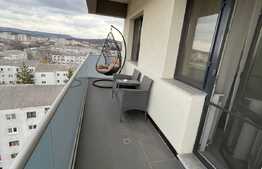 Apartament de 3 camere, 65 mp, central, la cheie, zona Nicolina 