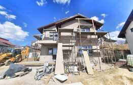 Casa de 4 camere, 450 mp de teren, iesire la asfalt, Valea Adanca