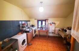 Casa P+1+2, 246 mp, ultracentral, zona Mitropoliei