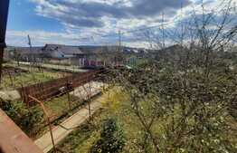 Casa cu 5 camere de 125 mp, 500 mp de teren, canalizare, Holboca