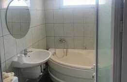 Apartament 3 camere, 70 mp, parcare, zona Tatarasi