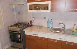 Apartament de 3 camere, 70 mp, zona Nicolina