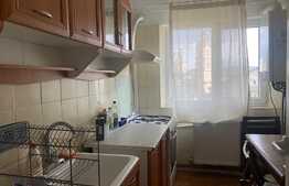 Apartament de 3 camere, semidecomandat, 60 mp, zona Palas