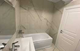 Garsoniera 41 mp, lux, acces privat, zona Copou