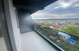 Garsoniera 44 mp, lux, acces privat, zona Copou