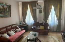 Casa individuala 440 mp, teren 1350 mp, 6 camere, zona P-ta Chirila