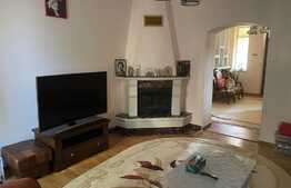 Casa individuala 440 mp, teren 1350 mp, 6 camere, zona P-ta Chirila