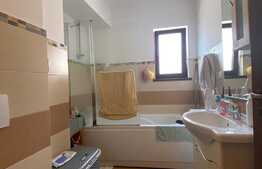Apartament 2 camere, parcare, bloc nou, zona Palas