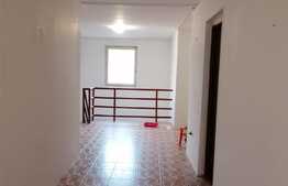 Casa  4 camere, 267 mp, Zona Dancu