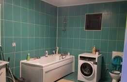 Casa cu 4 camere, 220 mp, teren de 3050 mp, sat Stanca