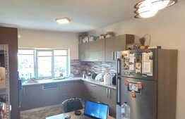 Apartament de 3 camere, 79 mp utili, zona Visani