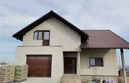 Casa 4 camere, 250 mp, Zona Valea Lupului