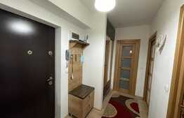 Apartament modern, 2 camere, decomandat, parcare, zona Nicolina