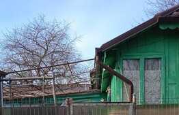 Casa de 3 camere, 70 mp, 321 mp teren, zona Podul de Fier