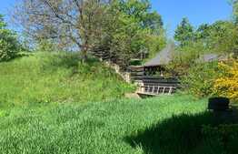 Vila de 7 camere, garaj, 350 mp utili, 1000 mp teren, Bucium