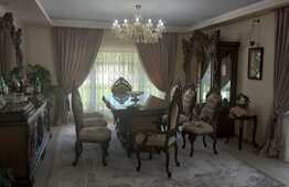 Vila 7 camere, 220 mp, teren 2700 mp, zona Pascani