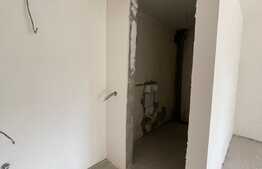 Imobil pe 4 niveluri, 350 mp, ultracentral