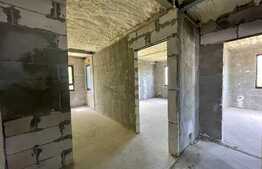 Imobil pe 4 niveluri, 350 mp, ultracentral