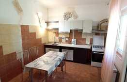 Apartament cu 2 camere decomandate, 100 mp, 2 parcari, zona st. Padurii