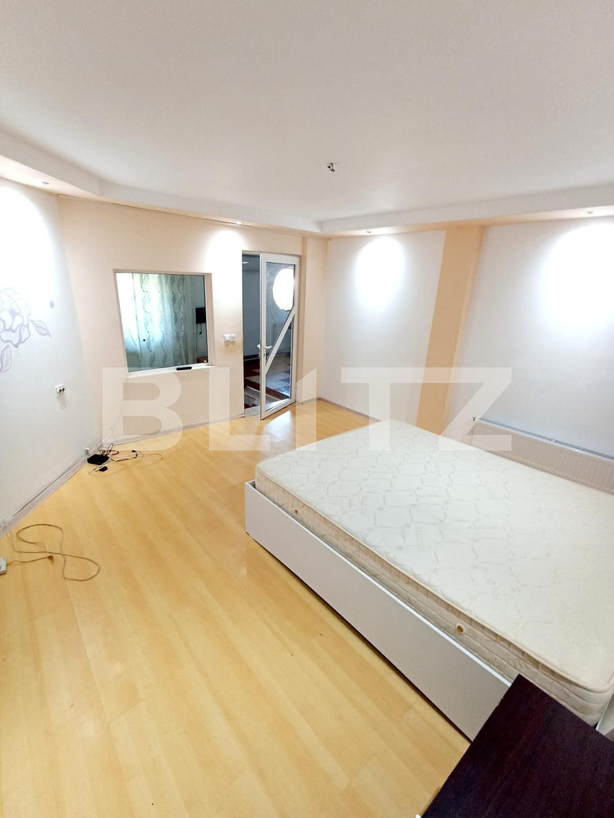 Apartament de închiriat 2 camere Podul de Fier - 86372AI | BLITZ Iași | Poza2