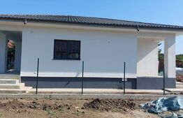 Casa 3 camere, 105 mp, teren 480 mp, canalizare, Holboca