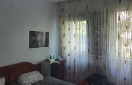 Apartament 3 camere, semidecomandat, 68 mp, etaj intermediar, Podu Ros