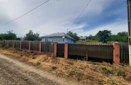 Casa batraneasca, 12.000 mp de teren, livada ciresi, Comarna 