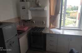Apartament de 2 camere, parcare, zona Tatarasi