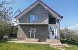 Casa de tip duplex, 186 mp, teren de 650 mp, Valea Ursului