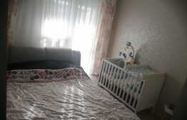 Casa de 3 camere, 85 mp, loc de parcare, situata la asfalt in Valea Adanca