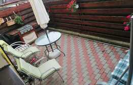 Casa de 3 camere, 85 mp, loc de parcare, situata la asfalt in Valea Adanca