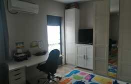 Casa de 3 camere, 85 mp, loc de parcare, situata la asfalt in Valea Adanca