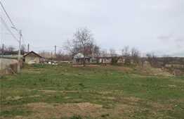 Teren 2170 mp si casa, 44ml la sosea asfaltata, in Ciurbesti