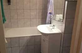 Apartament de 3 camere, 70 mp, semidecomandat, zona Dispecer