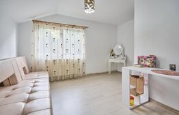 Casa 5 camere, 160 mp, teren 735 mp, in Lunca Cetatuii 