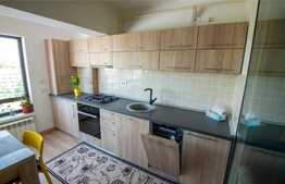 Apartament de 2 camere, 50 mp, decomandat, complex Newton