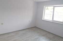 Case plan parter, 87 mp,400  mp teren, Ciurea