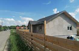 Casa individuala, 83 mp, teren 500 mp, Ciurea 