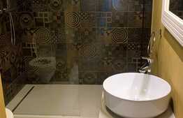 Apartament de 2 camere, 74 mp, modern, parcare, zona Iulius Mall