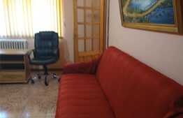 Apartament de 3 camere, decomandat, 66 mp, zona Nicolina 2
