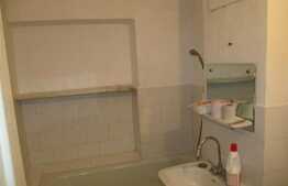 Apartament de 4 camere, decomandat, 100mp, cartier Nicolina