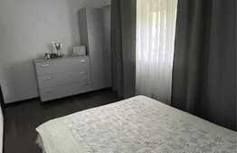 Apartament de 3 camere, modern, 85 mp, parcare, curte, zona Hlincea
