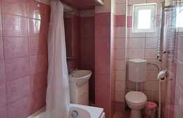 Apartament de 3 camere, 75 mp, decomandat, zona Palas