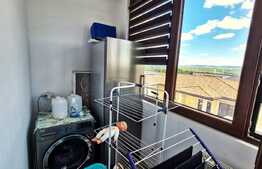 Apartament 3 camere, semidecomandat, 65mp, zona Valea Adanca