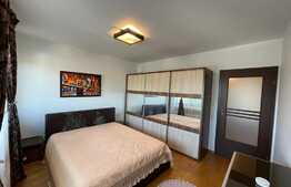 Apartament de 2 camere, lux, 73 mp, parcare, zona Padurii