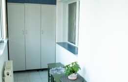 Apartament de 2 camere, decomandat, parcare, zona Podul de Fier