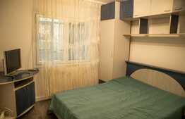 Apartament de 2 camere, decomandat, parcare, zona Podul de Fier