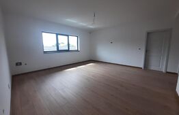 Casa de 4 camere, 2 bai, 108 mp, teren 413 mp, Holboca